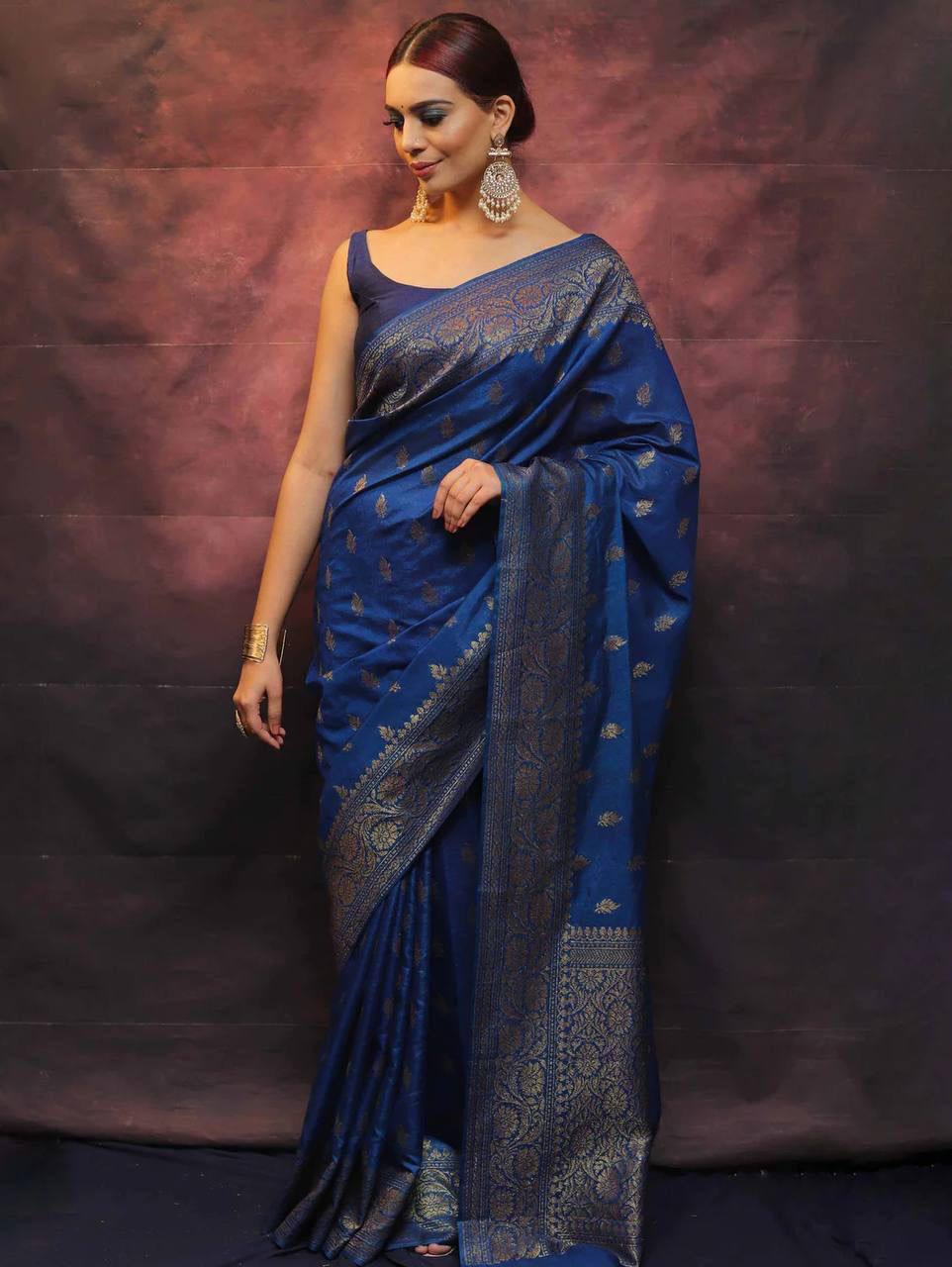 Royal Blue Banarasi Silk Saree with Intricate Zari Work