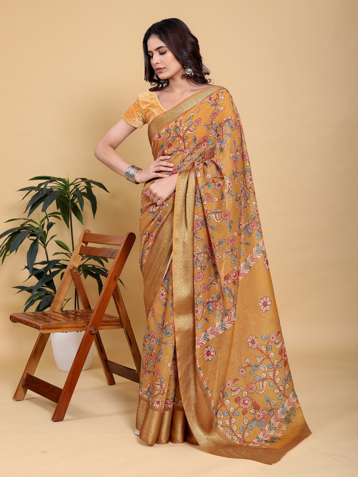 Golden Bloom Heavy Linen Saree with Floral Print & Jacquard Border