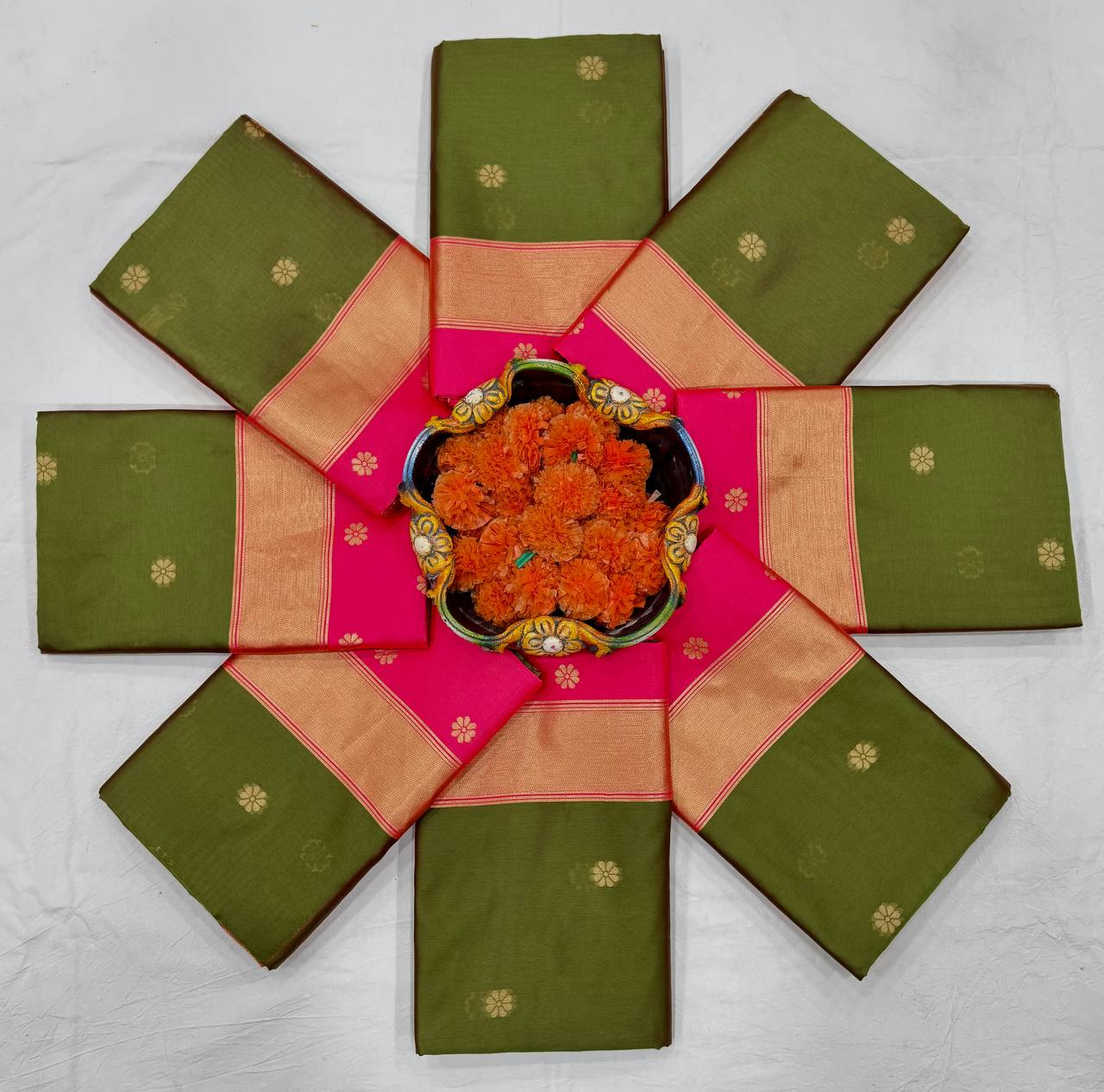 Traditional South Indian Silk Saree with Contrast Border and Blouse Piece Green and Pink