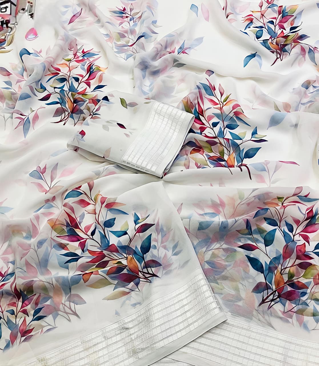 White House Premium Georgette Chiffon Floral Digital Print Saree with Weaving Border & Printed Blouse
