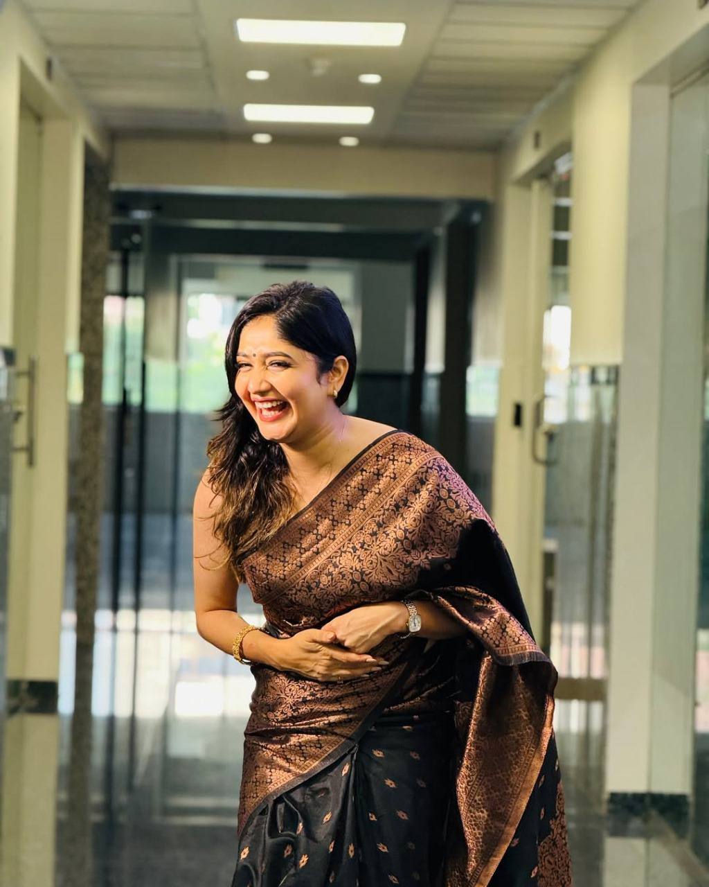 Black Silk Saree with Golden Brocade Work and Rich Border