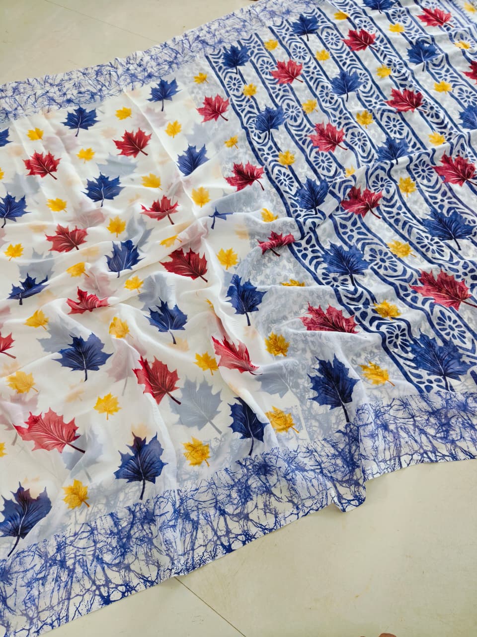 Soft Georgette Floral Leaf Digital Print Saree — Shopify Product Listing