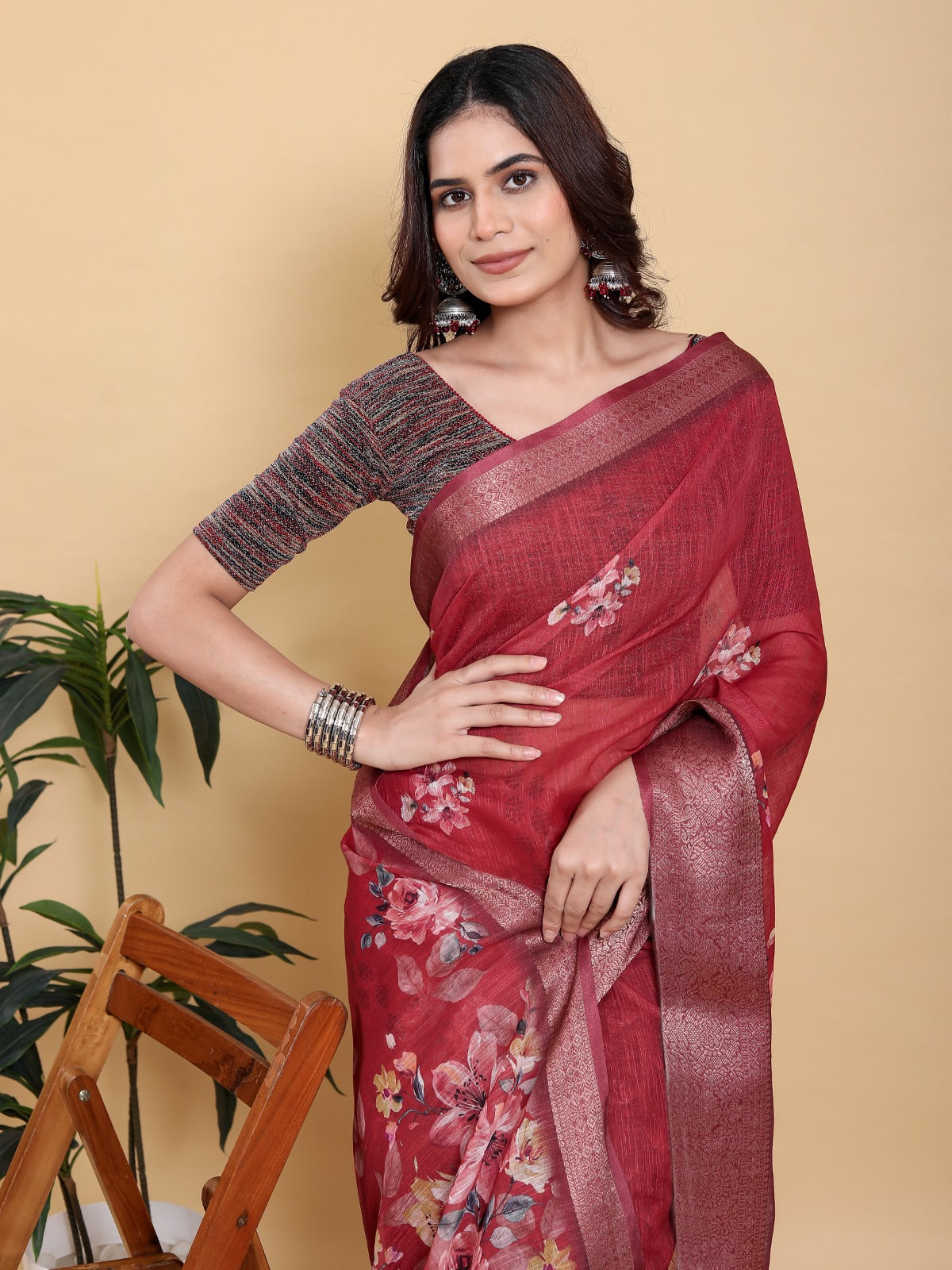 Rose Bloom Heavy Linen Saree with Rich Jacquard Border & Floral Print