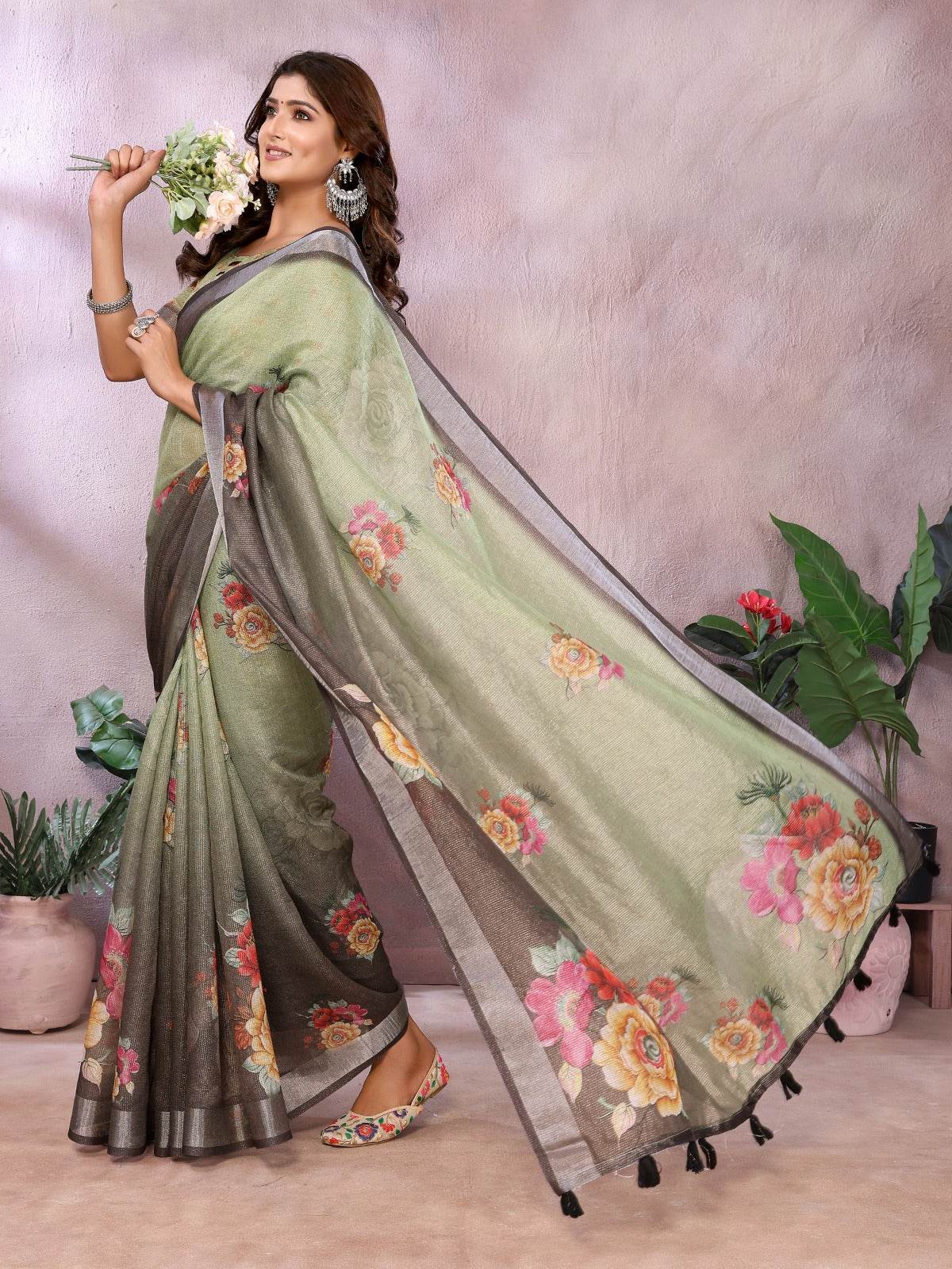 Floral Elegance Linen Shimmer Saree with Designer Printed Border & Tassel Pallu