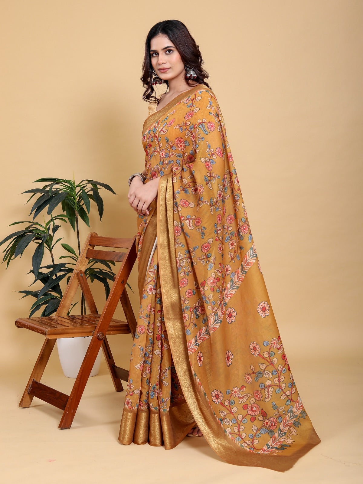 Golden Bloom Heavy Linen Saree with Floral Print & Jacquard Border