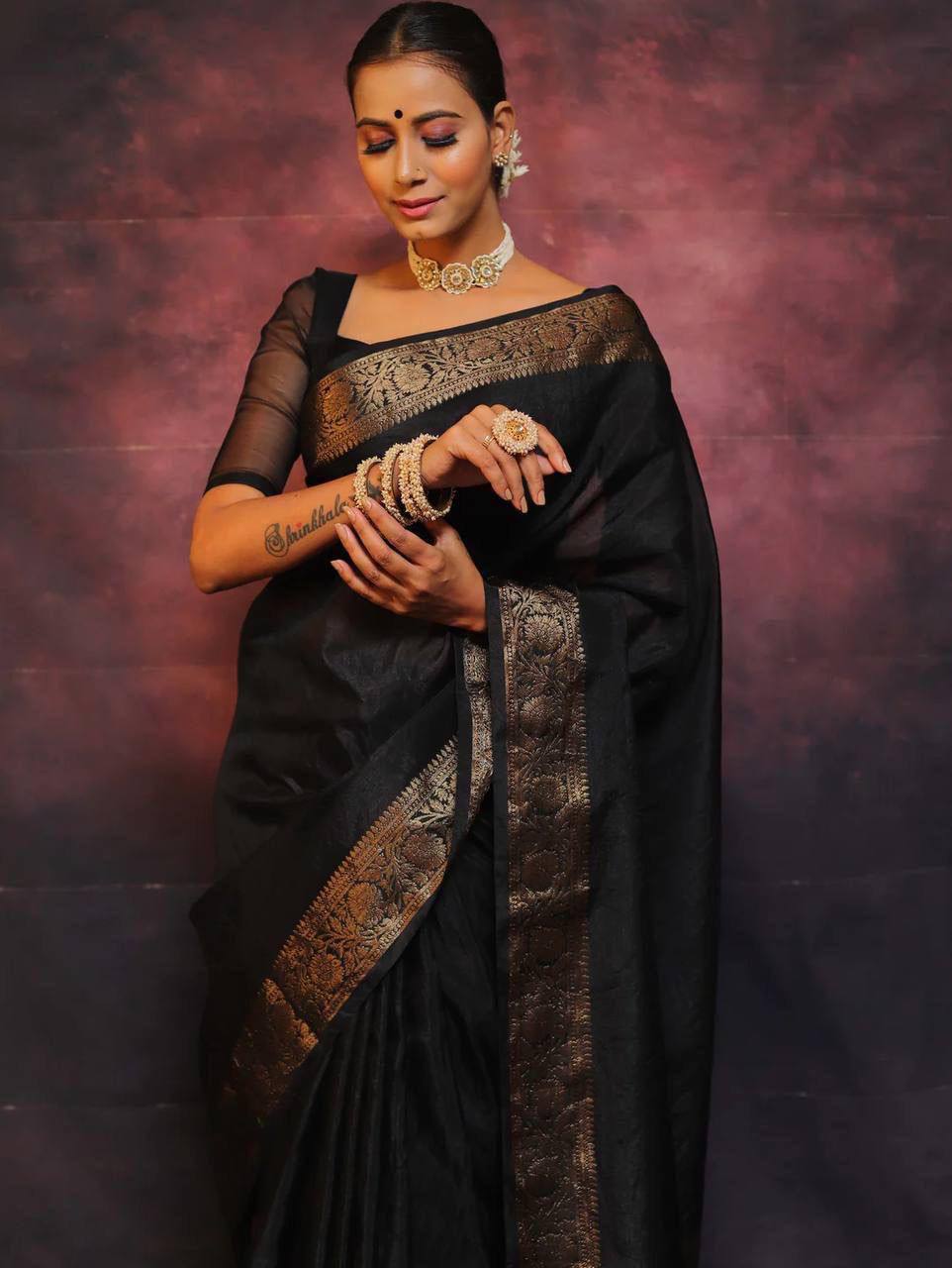 Elegant Black Silk Saree with Gold Zari Border and Pallu