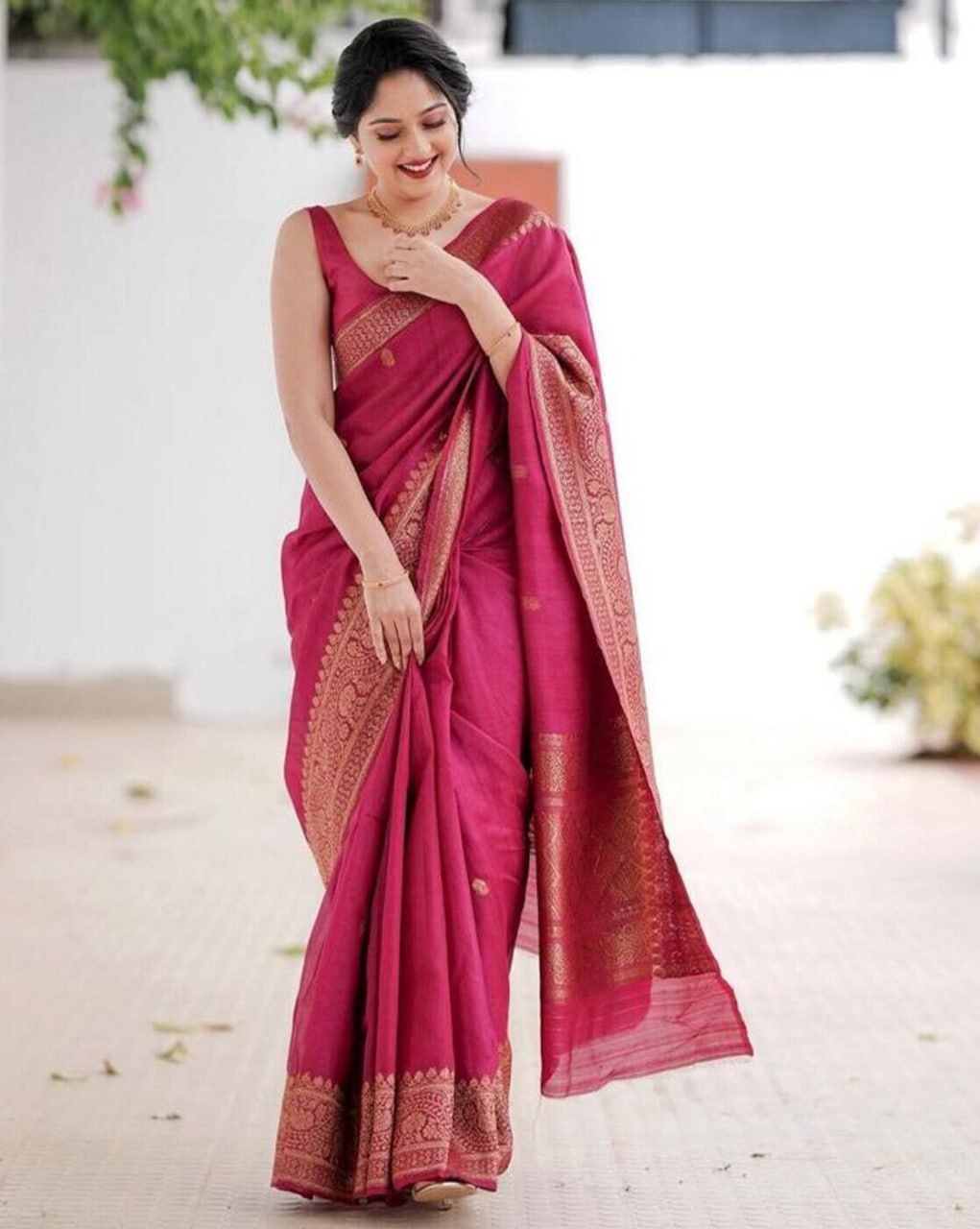 Elegant Magenta Silk Saree with Golden Zari Border