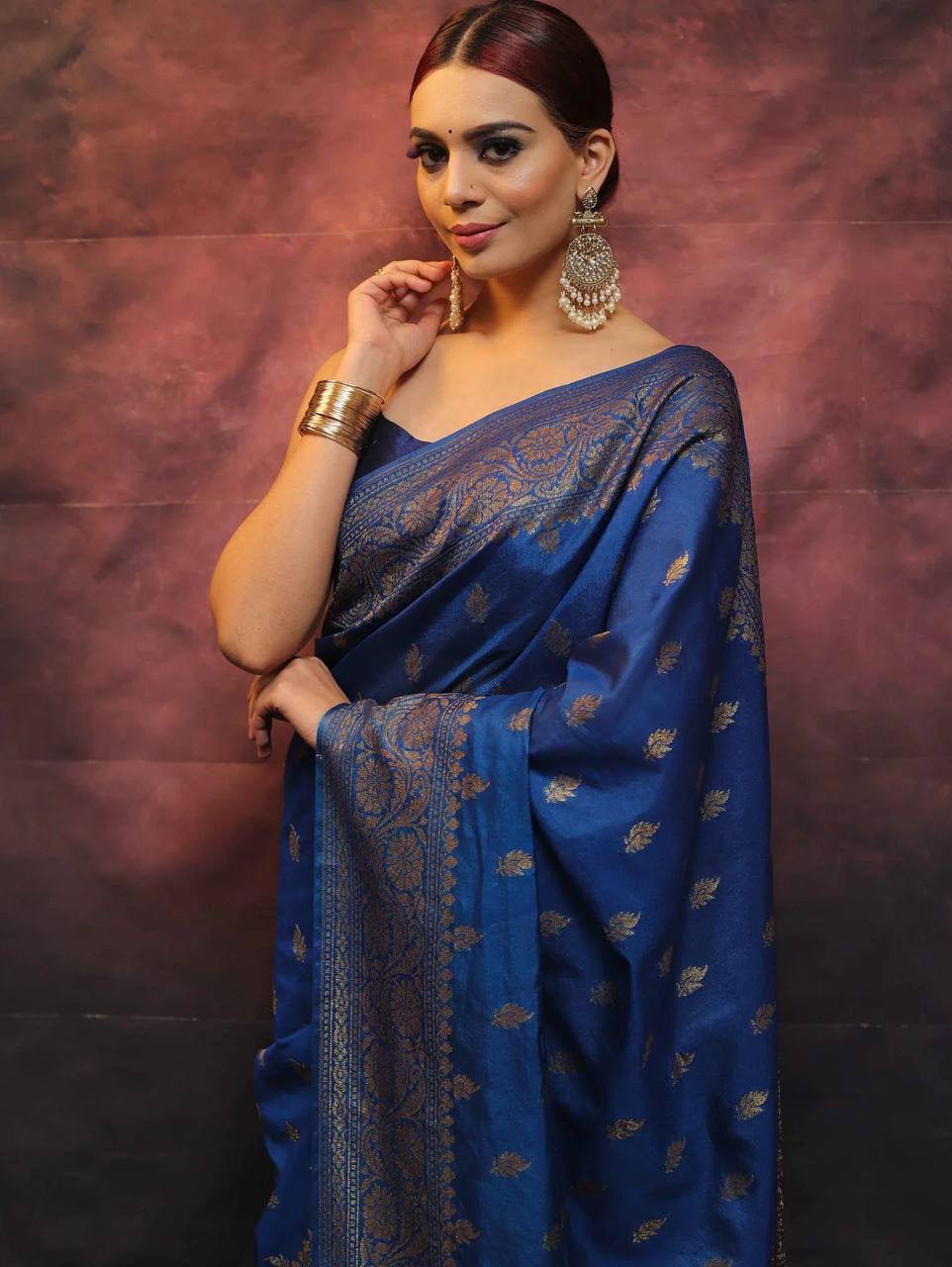 Royal Blue Banarasi Silk Saree with Intricate Zari Work