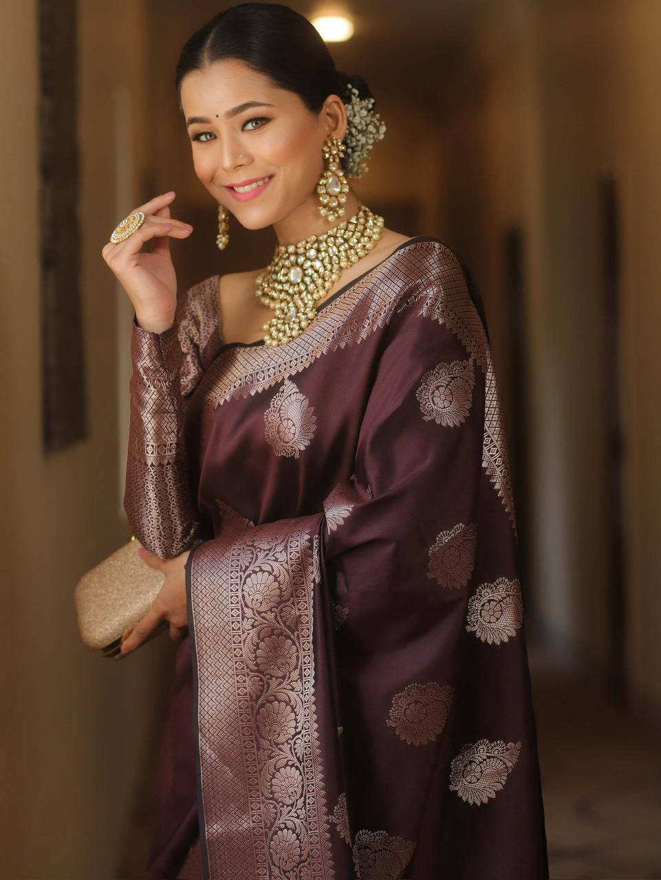 Elegant Banarasi Silk Saree with Zari Weaving in Deep Wine