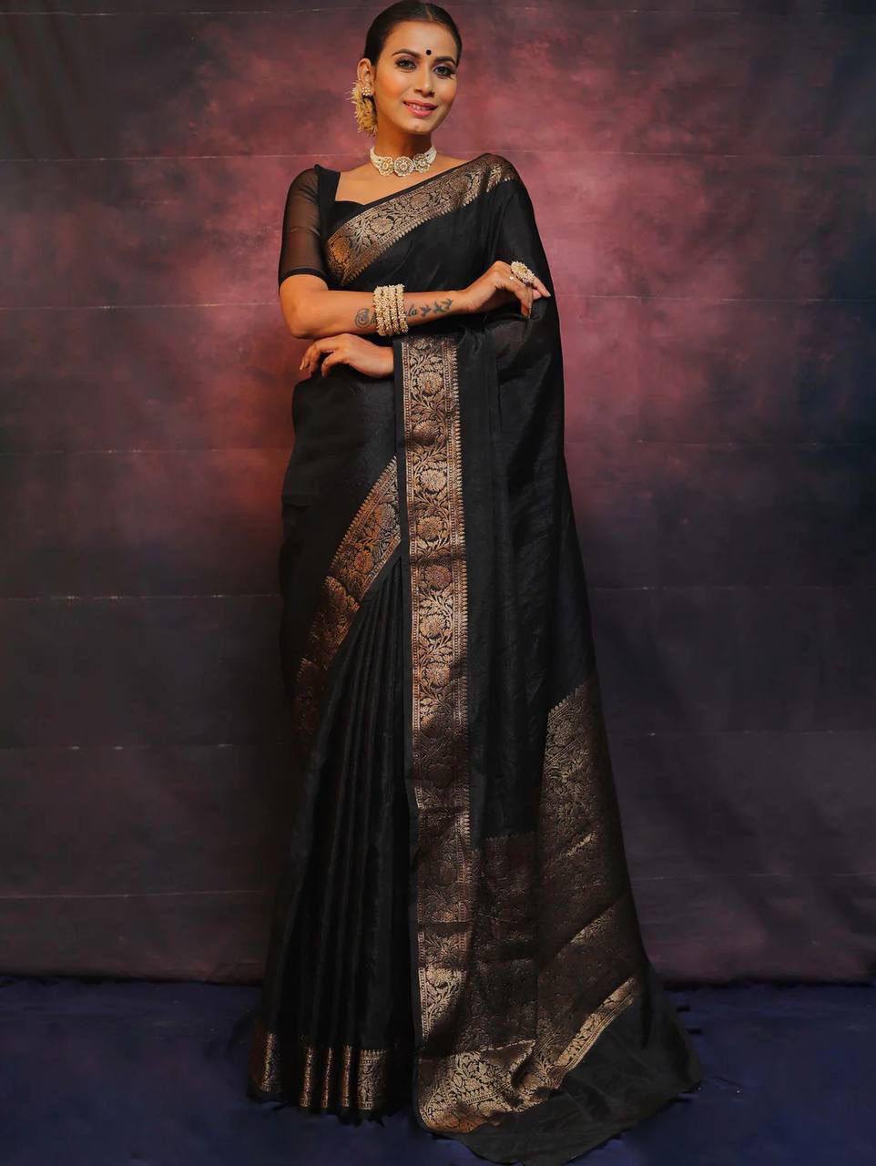 Elegant Black Silk Saree with Gold Zari Border and Pallu