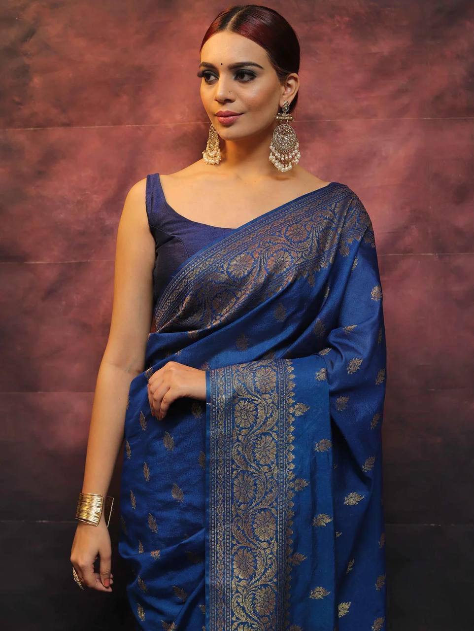 Royal Blue Banarasi Silk Saree with Intricate Zari Work