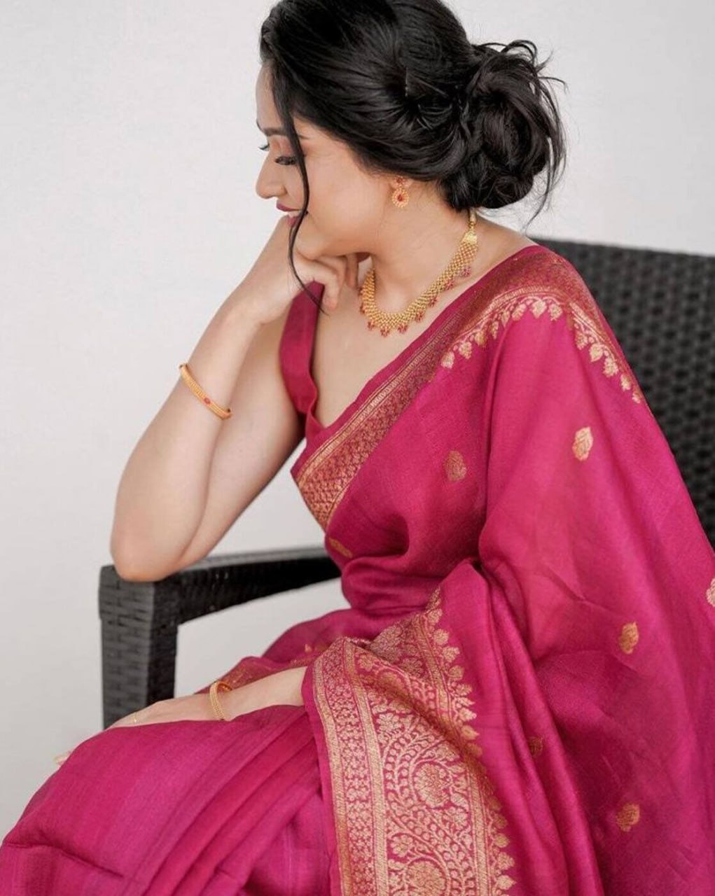 Elegant Magenta Silk Saree with Golden Zari Border