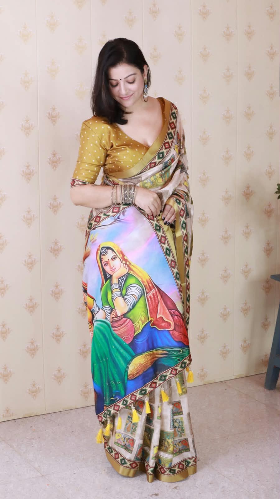 Rajgharana Ethnic Printed Blooming Mull Mull Cotton Saree