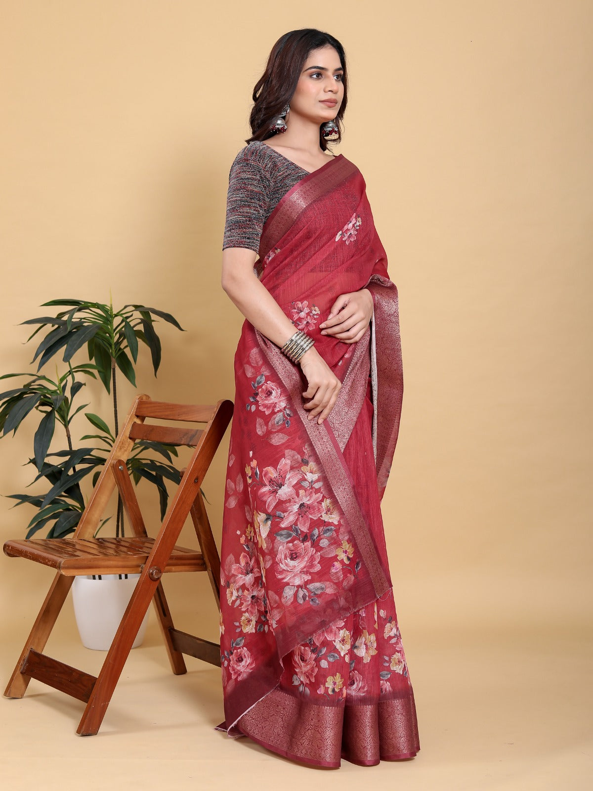 Rose Bloom Heavy Linen Saree with Rich Jacquard Border & Floral Print