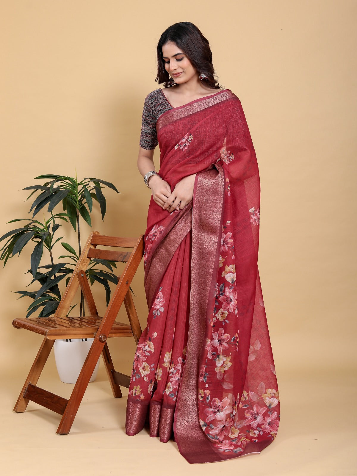 Rose Bloom Heavy Linen Saree with Rich Jacquard Border & Floral Print