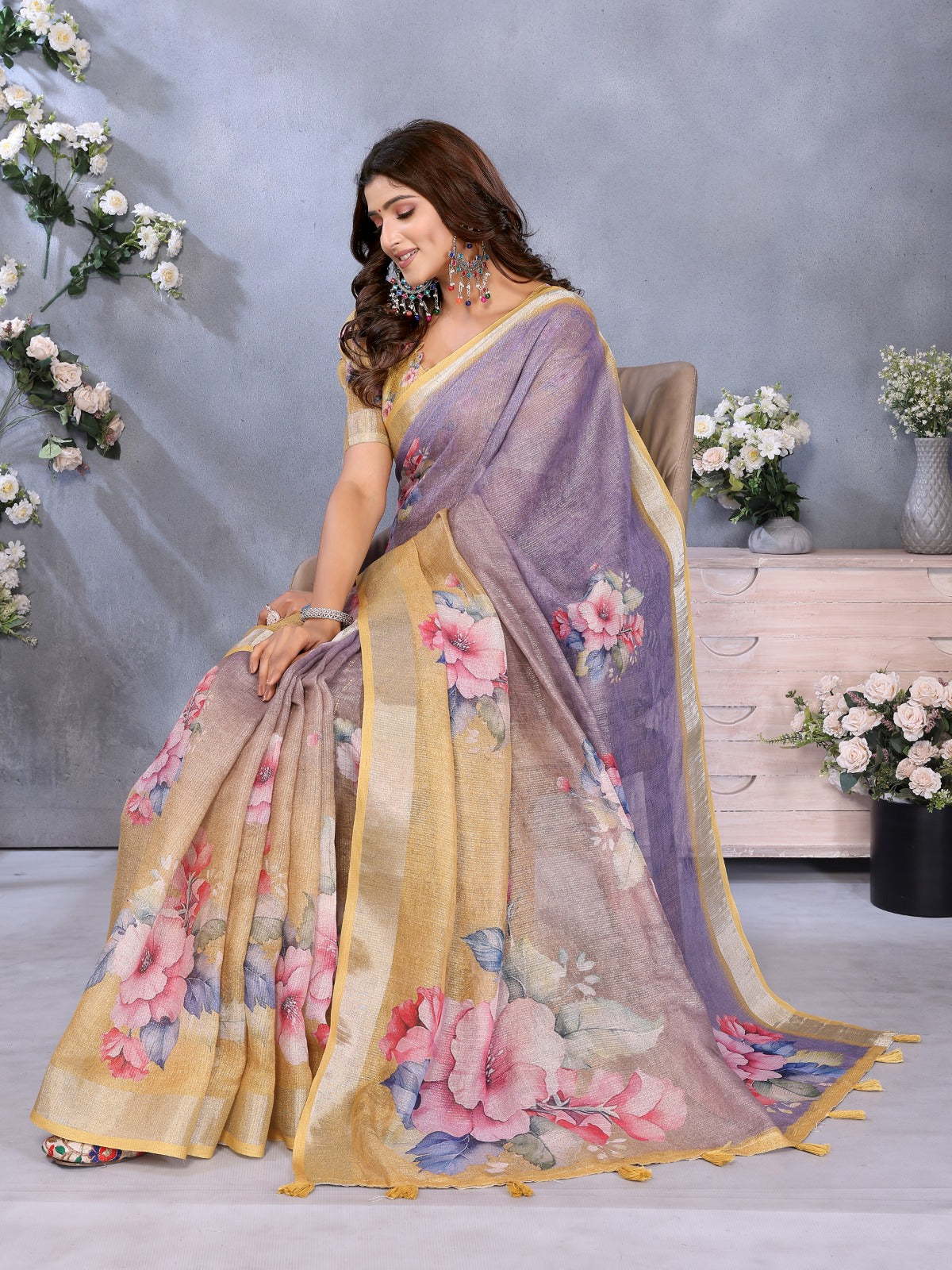 Elegant Linen Shimmer Floral Printed Saree with Blouse Piece