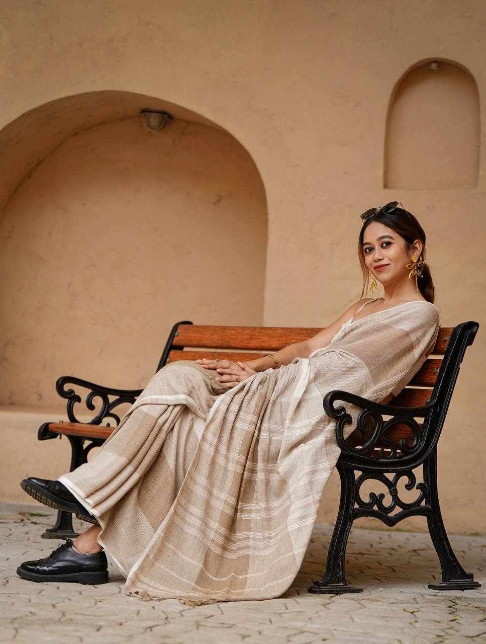 KPW 367 Beautiful Digital Printed Saree 🤎