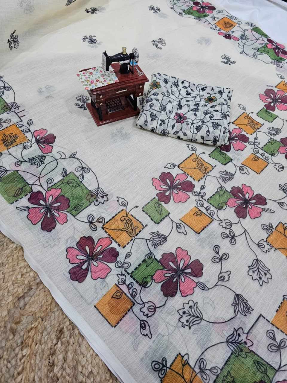 Women's Cotton Digital Print Saree with Floral Border & Printed Blouse – Cream