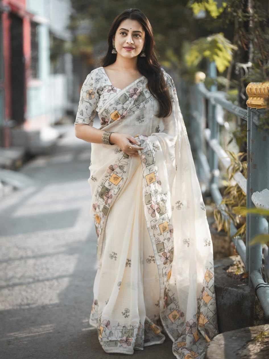 Women's Cotton Digital Print Saree with Floral Border & Printed Blouse – Cream